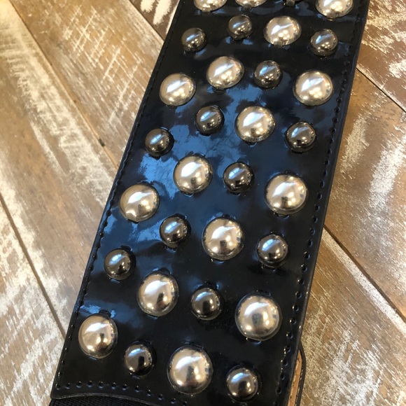 White House /Black Market .... belt - Picture 5 of 10